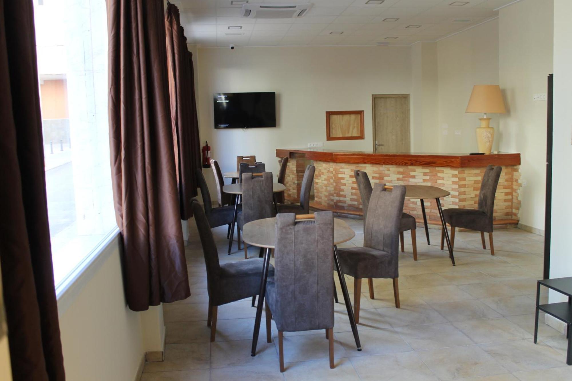 Hotel Marina Elche ลามารีนา ภายนอก รูปภาพ