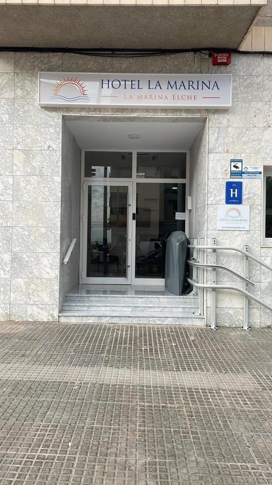 Hotel Marina Elche ลามารีนา ภายนอก รูปภาพ